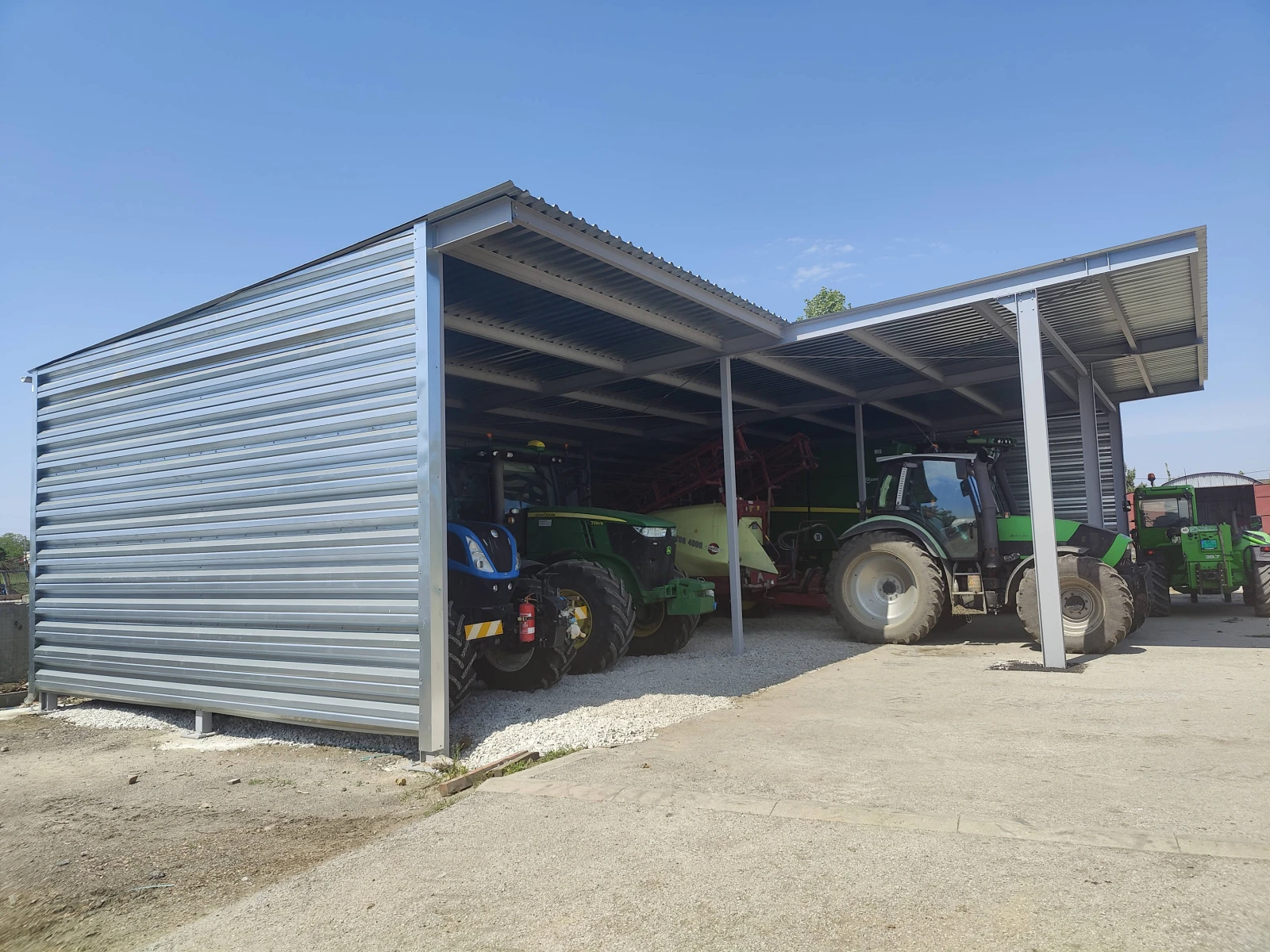 Prístrešok pre agrotechniku Dolná Streda - 3