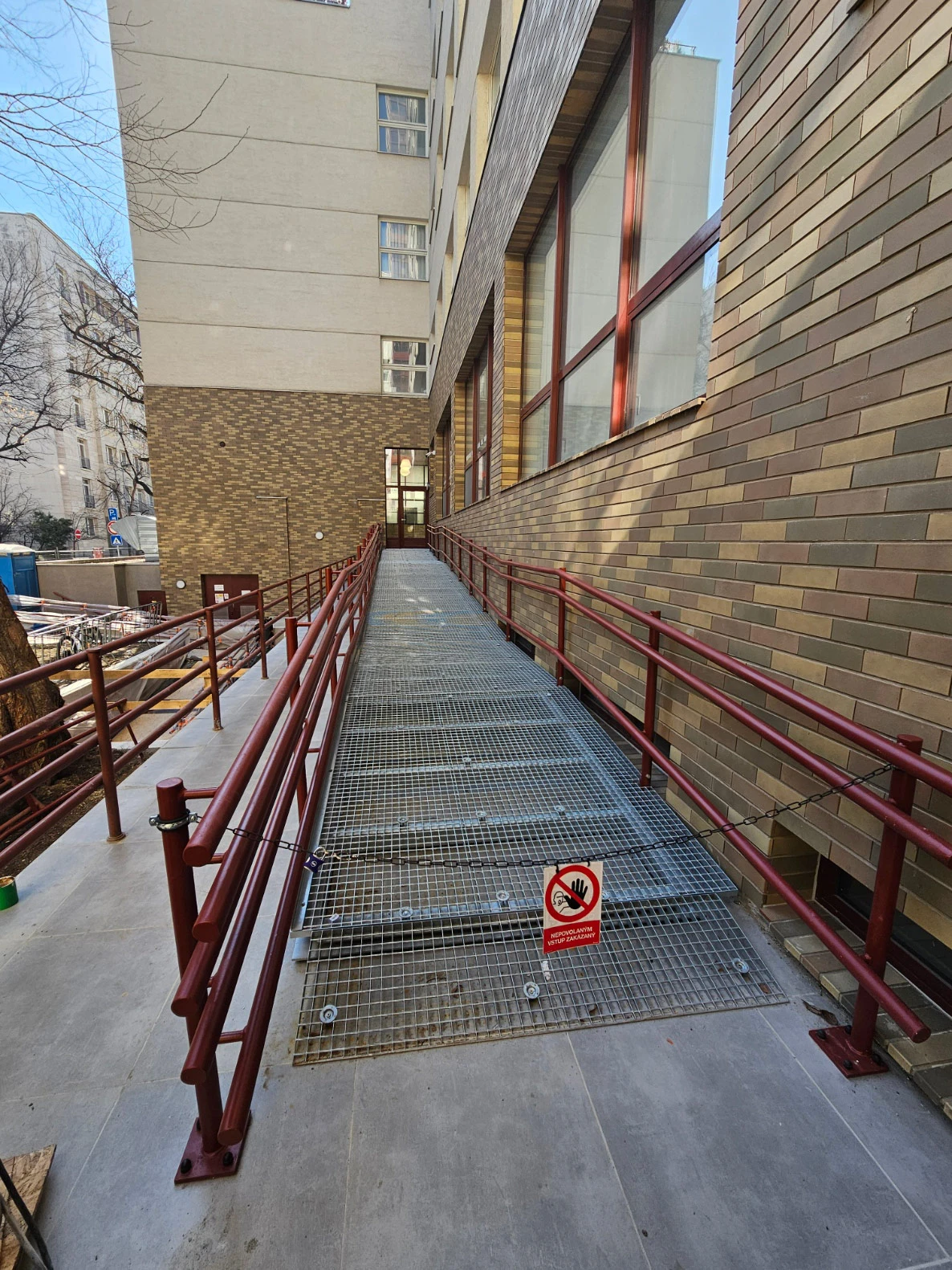 Rampy Bezručova, Bratislava - 2