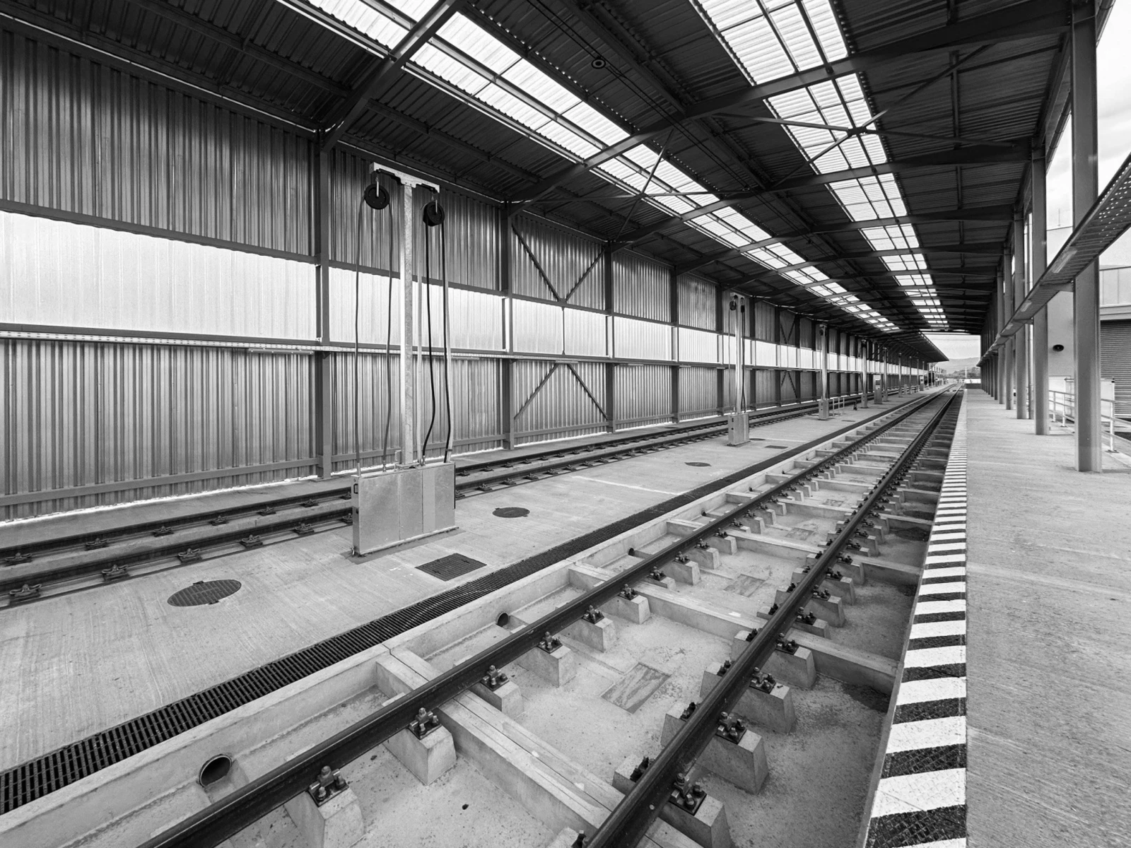 Technicko-hygienická údržba železničných koľajových vozidiel - Humenné - 3