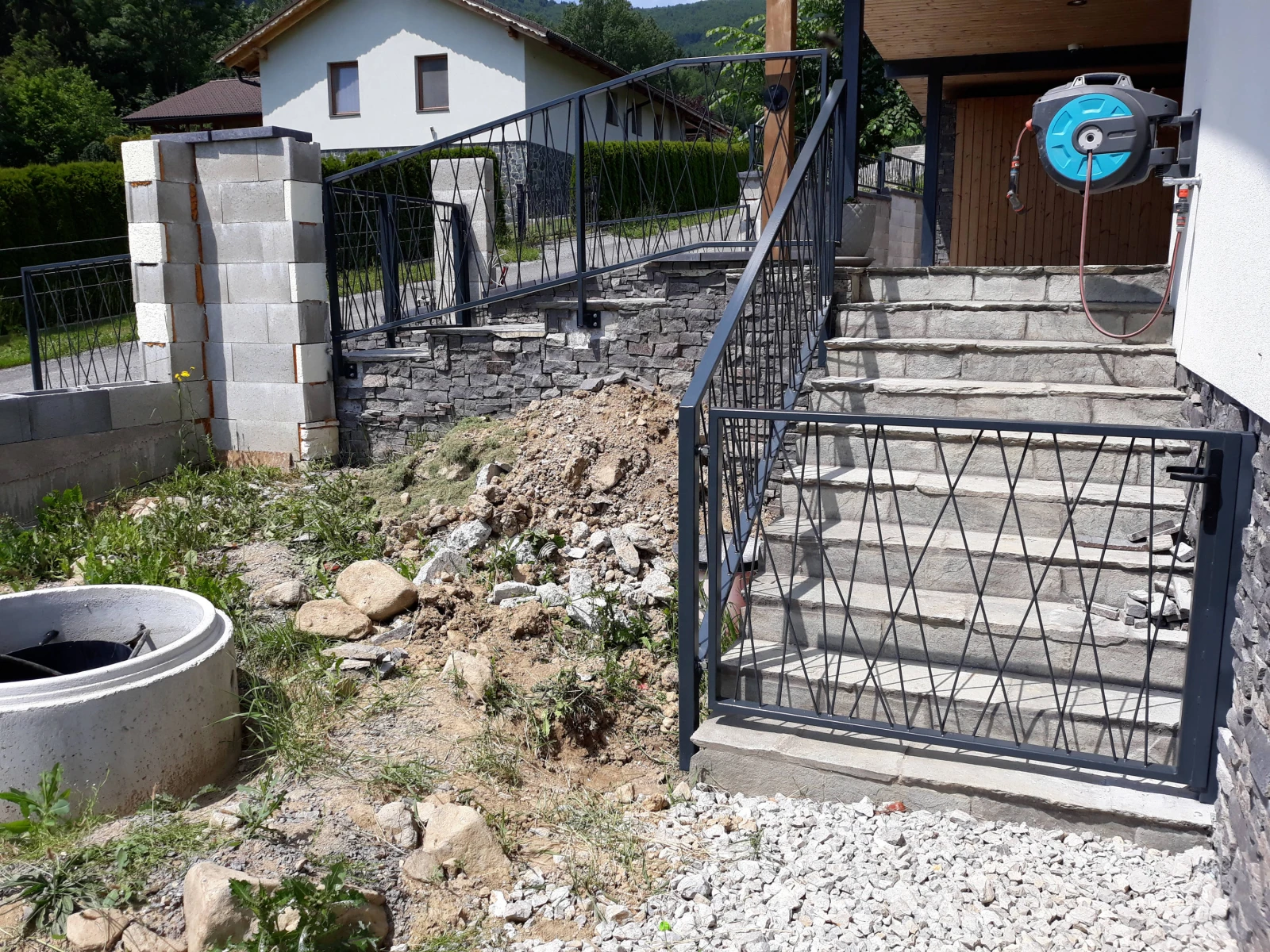 Zábradlie rodinný dom - 10